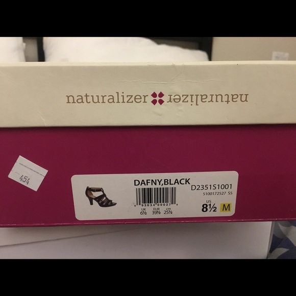 Heels - Picture 2 of 2